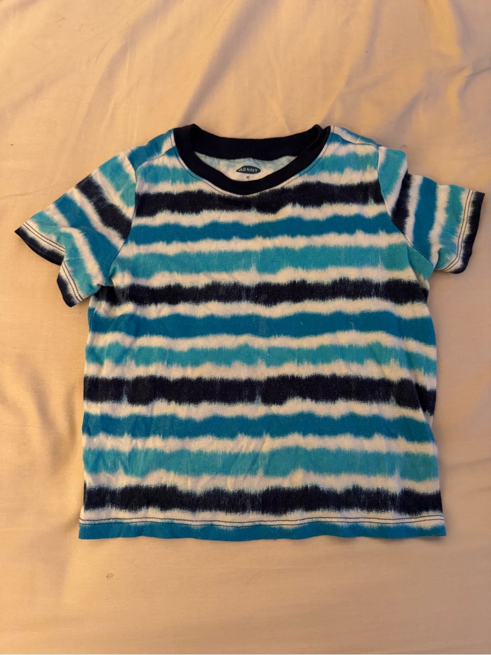 Old Navy Vineyard Vines Shirt Adidas Samba Nike Dunk AF1 Jordan New Balance 9060
